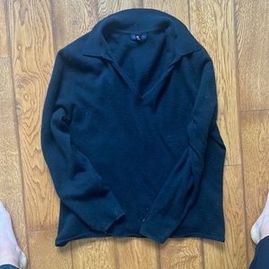 100% Cashmere Black V- Neck Sweater